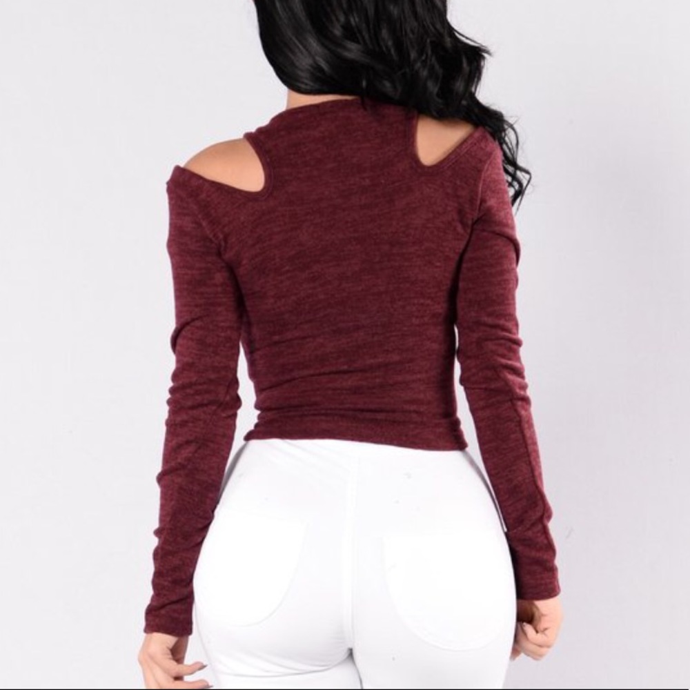 🥀DONATING 2/8 Show Up Cropped Sweater - Picture 6 of 6